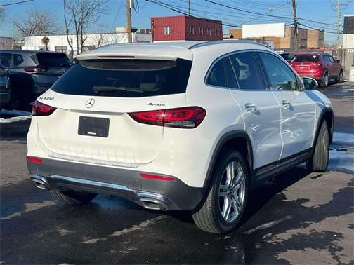 2022 Mercedes-Benz GLA 250 Base 4MATIC