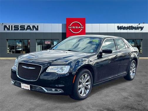 2018 Chrysler 300 Touring