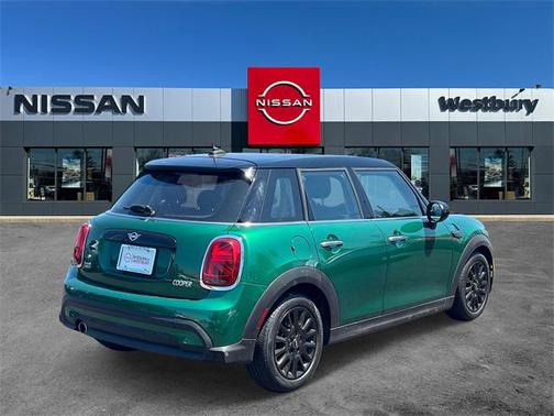 2022 MINI Hardtop Cooper