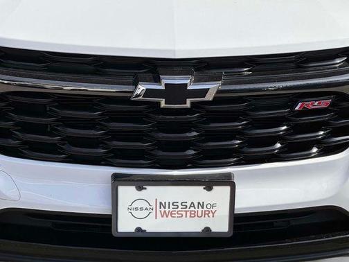 Summit White 2025 Chevrolet Trax 2RS