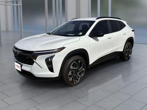 Summit White 2025 Chevrolet Trax 2RS
