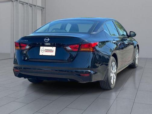Black 2023 Nissan Altima 2.5 S
