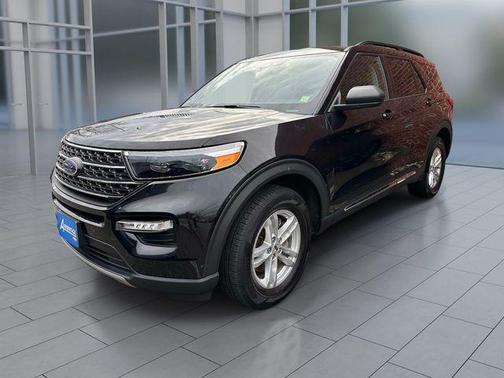 Black Metallic 2023 Ford Explorer XLT