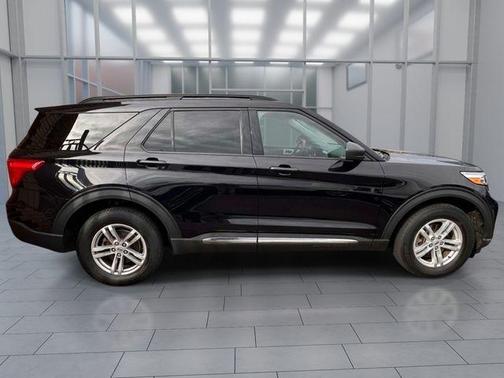 Black Metallic 2023 Ford Explorer XLT