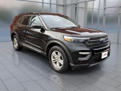 Black Metallic 2023 Ford Explorer XLT