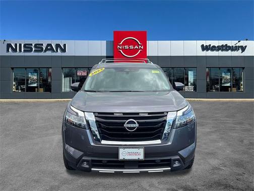 2022 Nissan Pathfinder Platinum 4WD