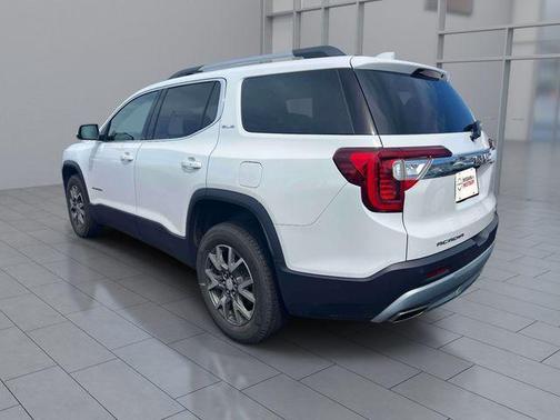 Summit White 2023 GMC Acadia SLE