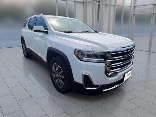 Summit White 2023 GMC Acadia SLE