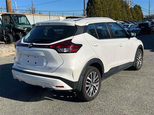 2023 Nissan Kicks SV