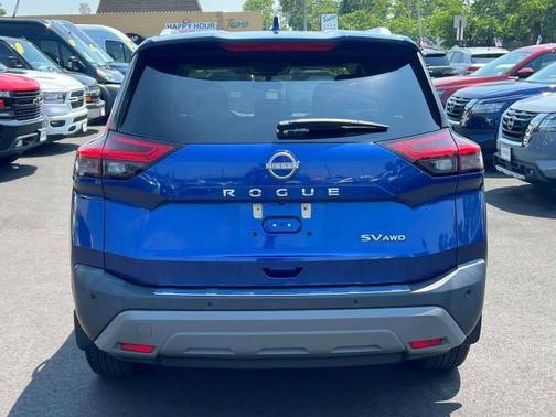 2022 Nissan Rogue SV