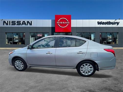 2015 Nissan Versa 1.6 SV