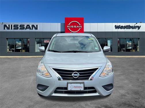 2015 Nissan Versa 1.6 SV