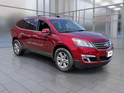 Red Tinted Clearcoat 2017 Chevrolet Traverse 2LT