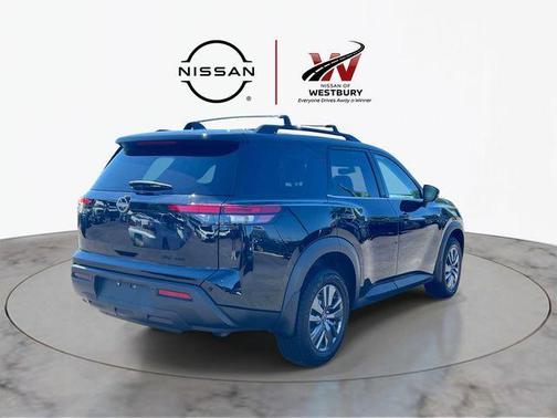 Black 2023 Nissan Pathfinder SV