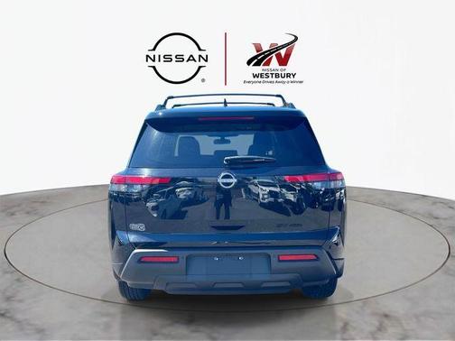Black 2023 Nissan Pathfinder SV