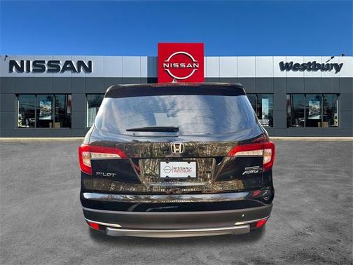 2022 Honda Pilot Touring 7-Passenger