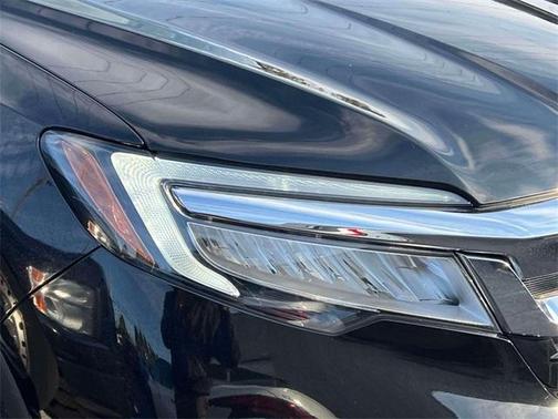 2022 Honda Pilot Touring 7-Passenger