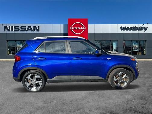 2022 Hyundai VENUE Limited