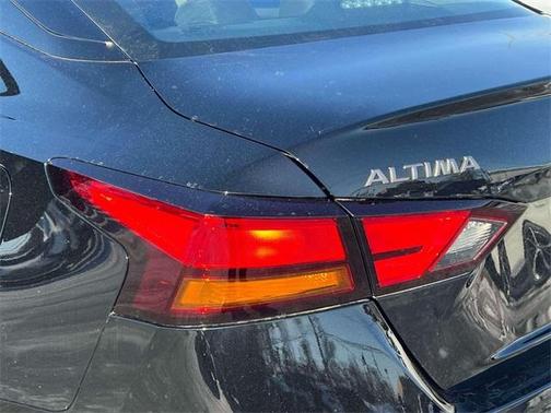 2024 Nissan Altima 2.5 SL