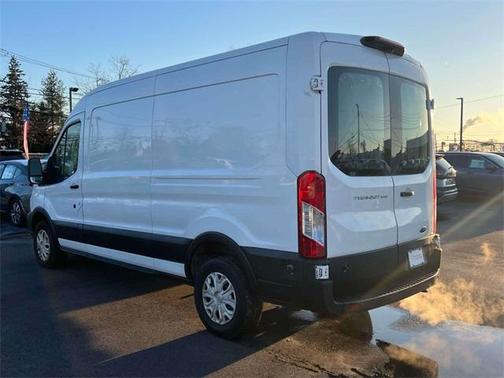 2019 Ford Transit-250 148 WB Medium Roof Cargo