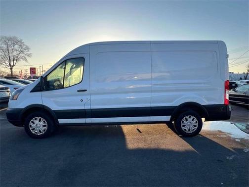2019 Ford Transit-250 148 WB Medium Roof Cargo
