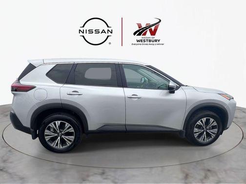 Brilliant Silver Metallic 2022 Nissan Rogue SV