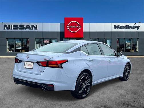 2025 Nissan Altima SR AWD