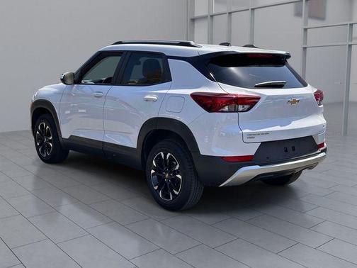 Summit White 2023 Chevrolet Trailblazer LT