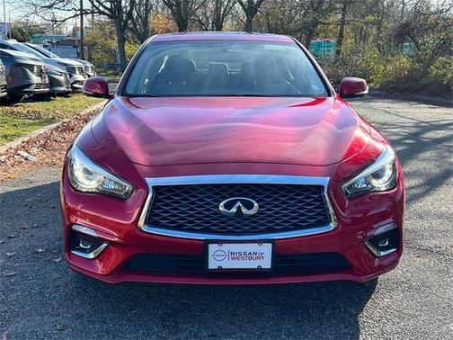 2023 INFINITI Q50 LUXE