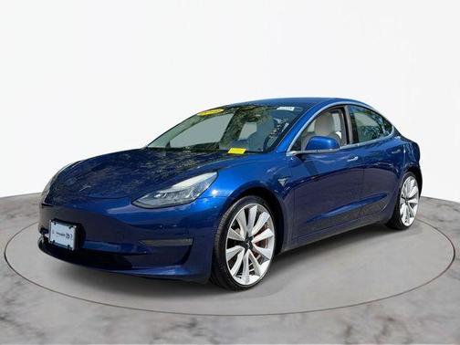 Blue 2019 Tesla Model 3 Long Range