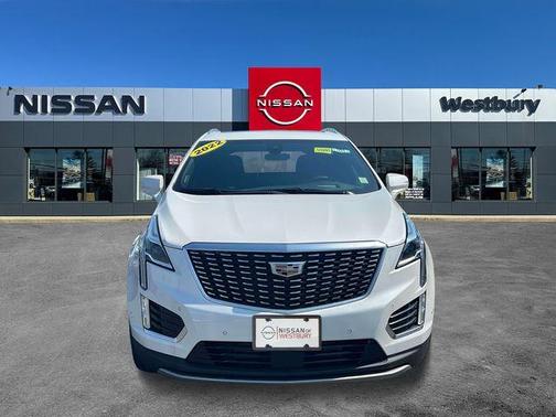 Crystal White Tri-Coat 2022 Cadillac XT5 Premium Luxury