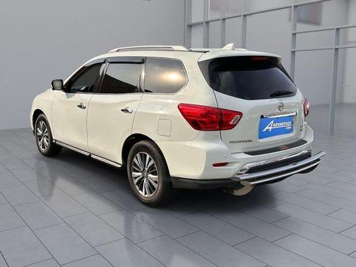 Glacier White 2020 Nissan Pathfinder SL