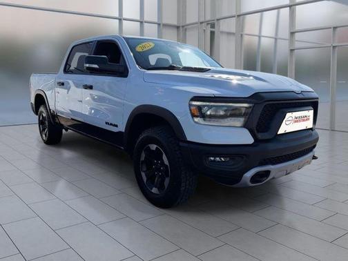 Bright White Clearcoat 2022 RAM 1500 Rebel