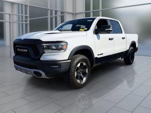 Bright White Clearcoat 2022 RAM 1500 Rebel