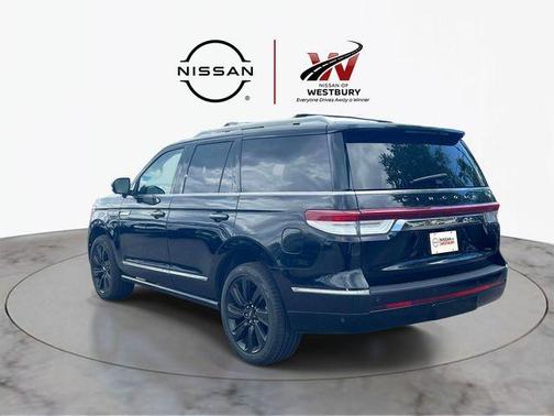 Platinum Dune 2022 Lincoln Navigator Reserve
