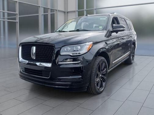 Platinum Dune 2022 Lincoln Navigator Reserve