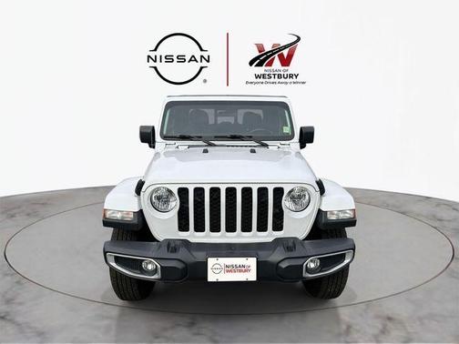 Bright White Clearcoat 2021 Jeep Gladiator Sport