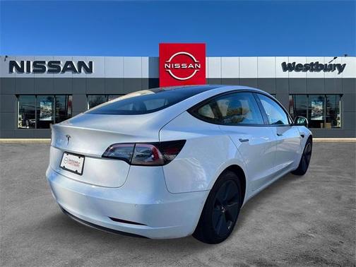 2022 Tesla Model 3 Base