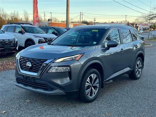 2022 Nissan Rogue SV