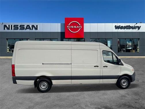 2022 Mercedes-Benz Sprinter 2500 