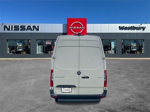 2022 Mercedes-Benz Sprinter 2500 