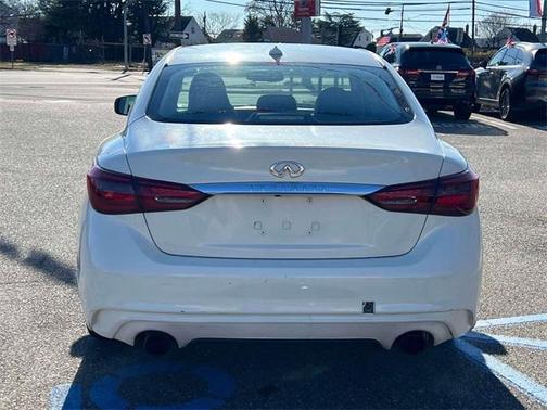 2018 INFINITI Q50 3.0t LUXE