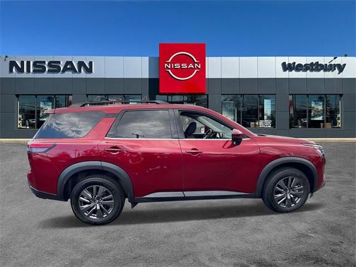 2023 Nissan Pathfinder SV 4WD