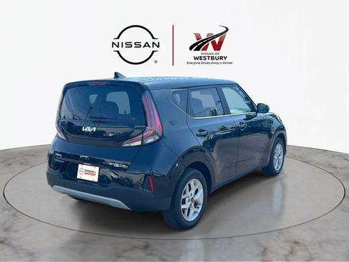 Black 2023 Kia Soul LX