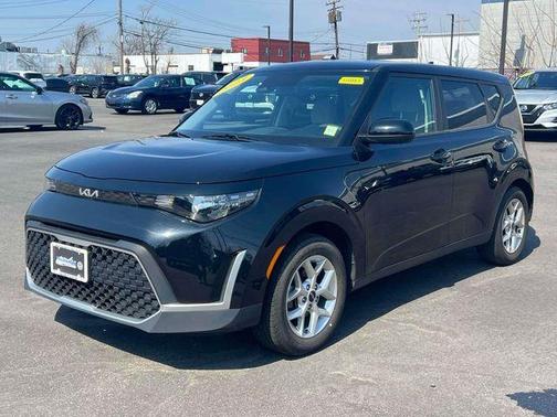 2023 Kia Soul LX
