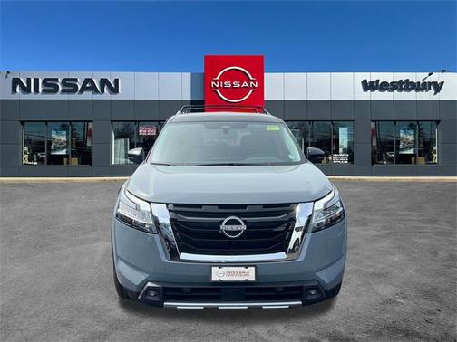 2022 Nissan Pathfinder SL 4WD