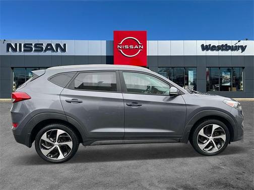 2016 Hyundai TUCSON Sport