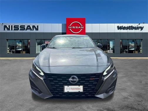 2023 Nissan Altima 2.0 SR