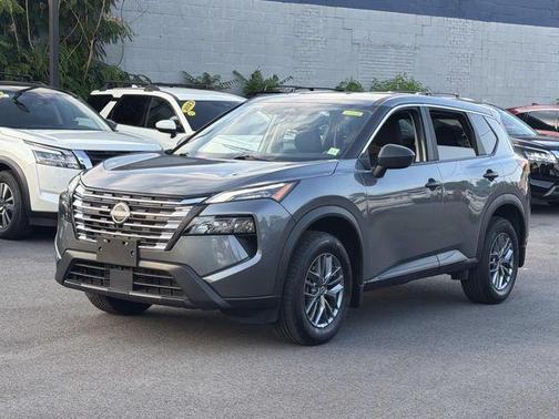 Gun Metallic 2025 Nissan Rogue S