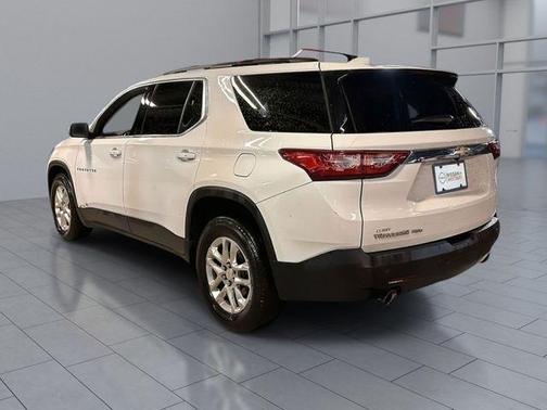 Summit White 2021 Chevrolet Traverse LT Leather